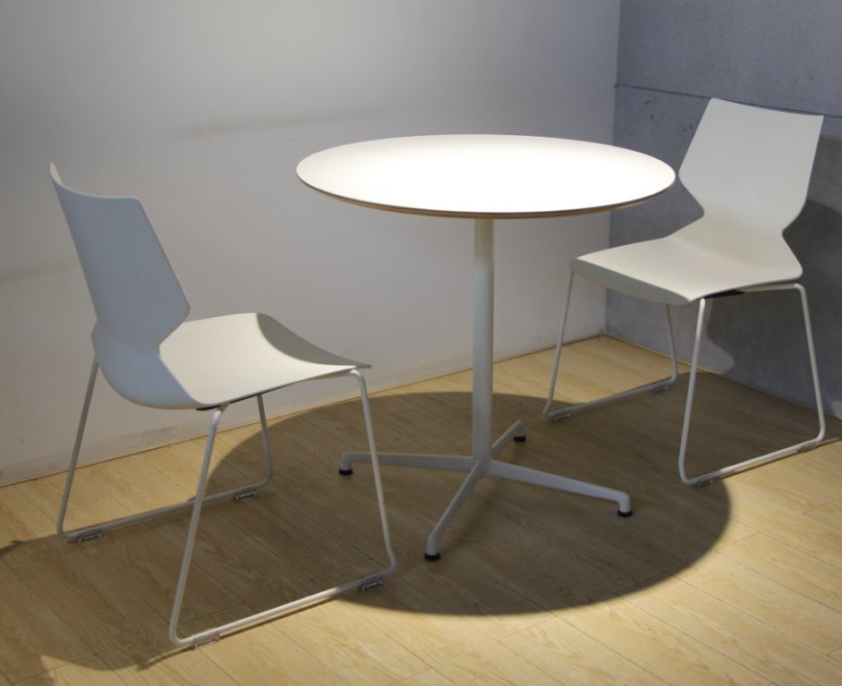 New Design Round Bar Table Chair