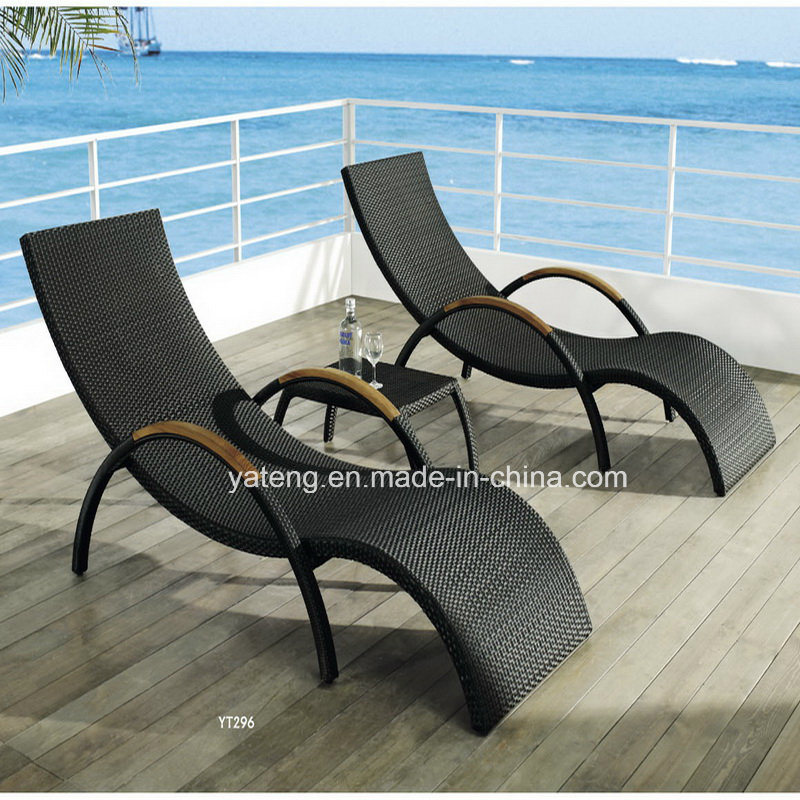 Hot Selling Double Recliner Chaise Outdoor Rattan Furniture Lounge with Teak Armrest