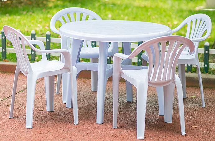 Outdoor Plastic Chairs and Tables for Wedding Picnic for Sale