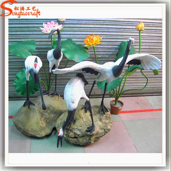 Garden Decoration Fiberglass Artificial Crafts Cartoon Sculptures