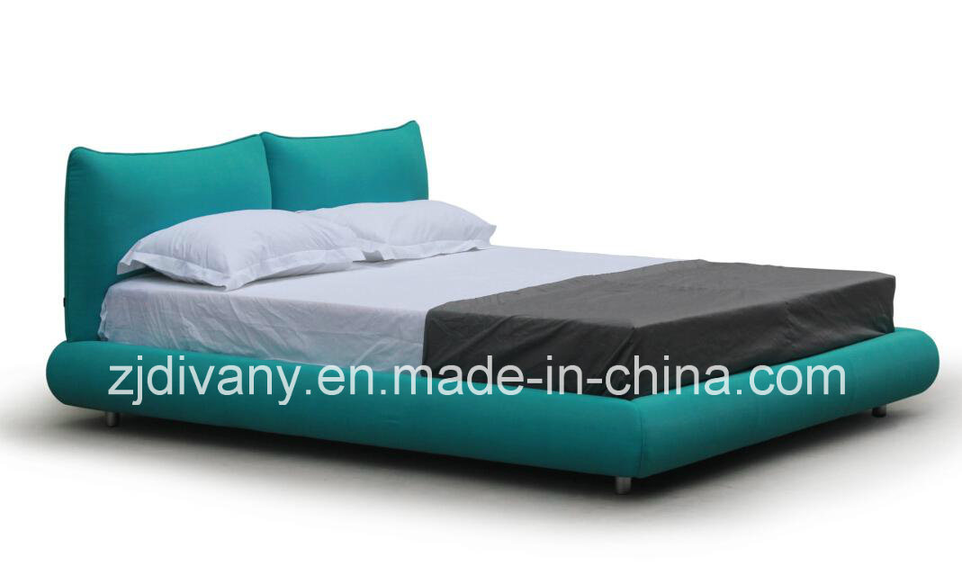 Italian Modern Blue Fabric Wood Soft Bed (A-B42)