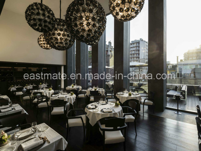 Wood Finish Restaurant Table Set to Dubai Restaurant Furniture