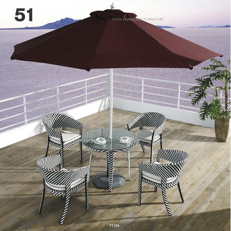 Closed Woven Outdoor Garden PE-Rattan Furniture Dining Table Set with Umbrella & Stackable Chairs with Aluminum Frame