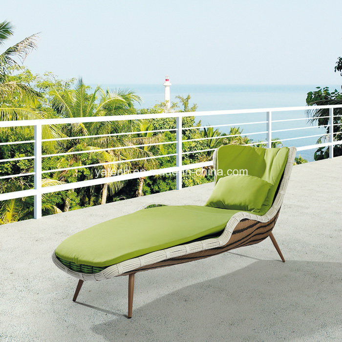 New Design Garden Rattan Outdoor Furniture Sun Lounger Chaise Lounge