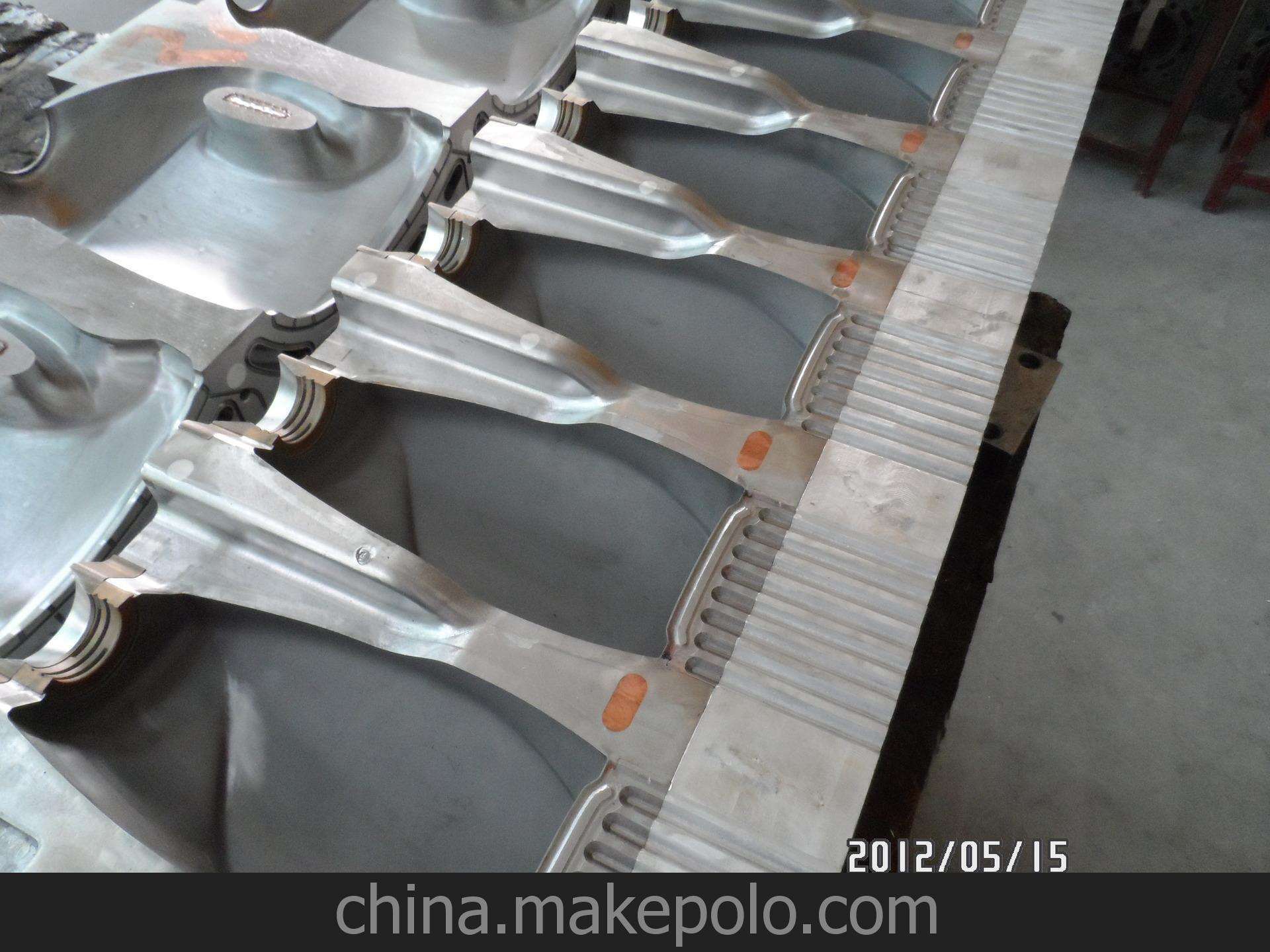 Blow Mold for HDPE Engine Oil Plastic Bottle