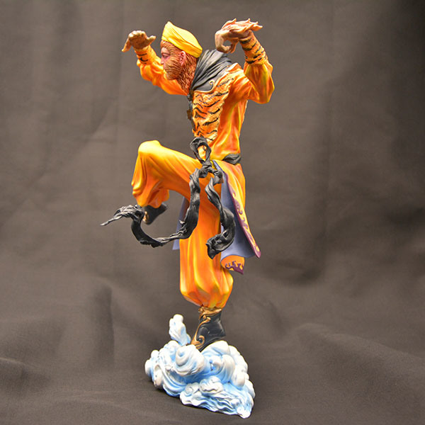 Customized High Quality Standard Resin Statue