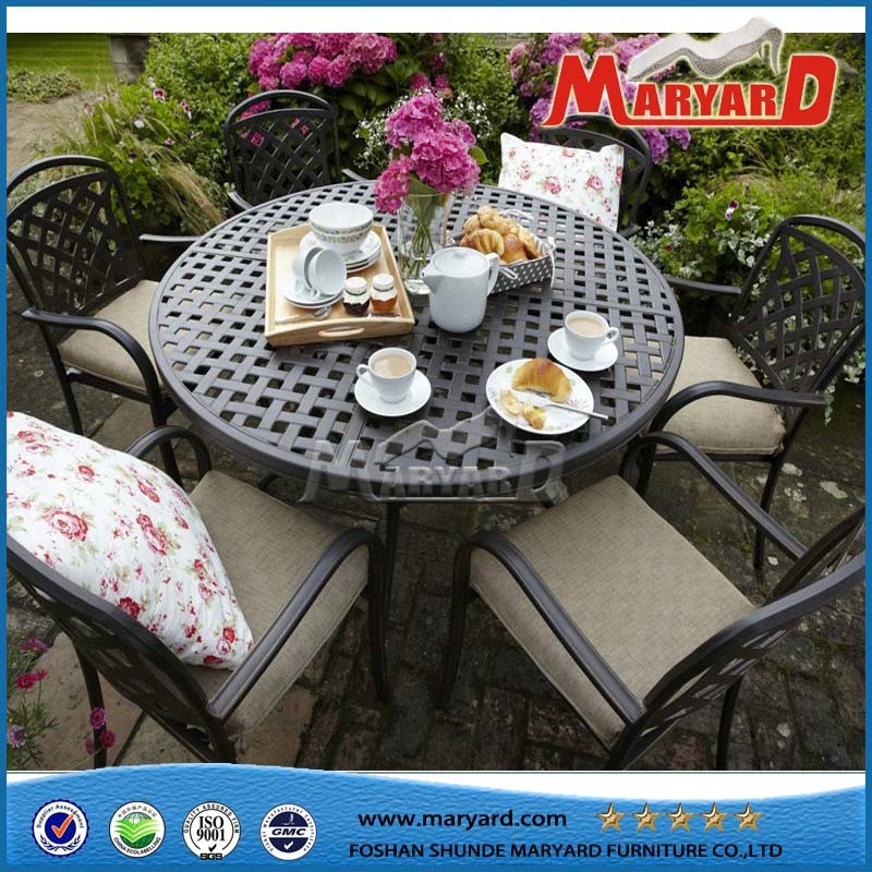 Guangdong Furniture Garden Tables and Chairs Outdoor Cast Aluminum Chairs