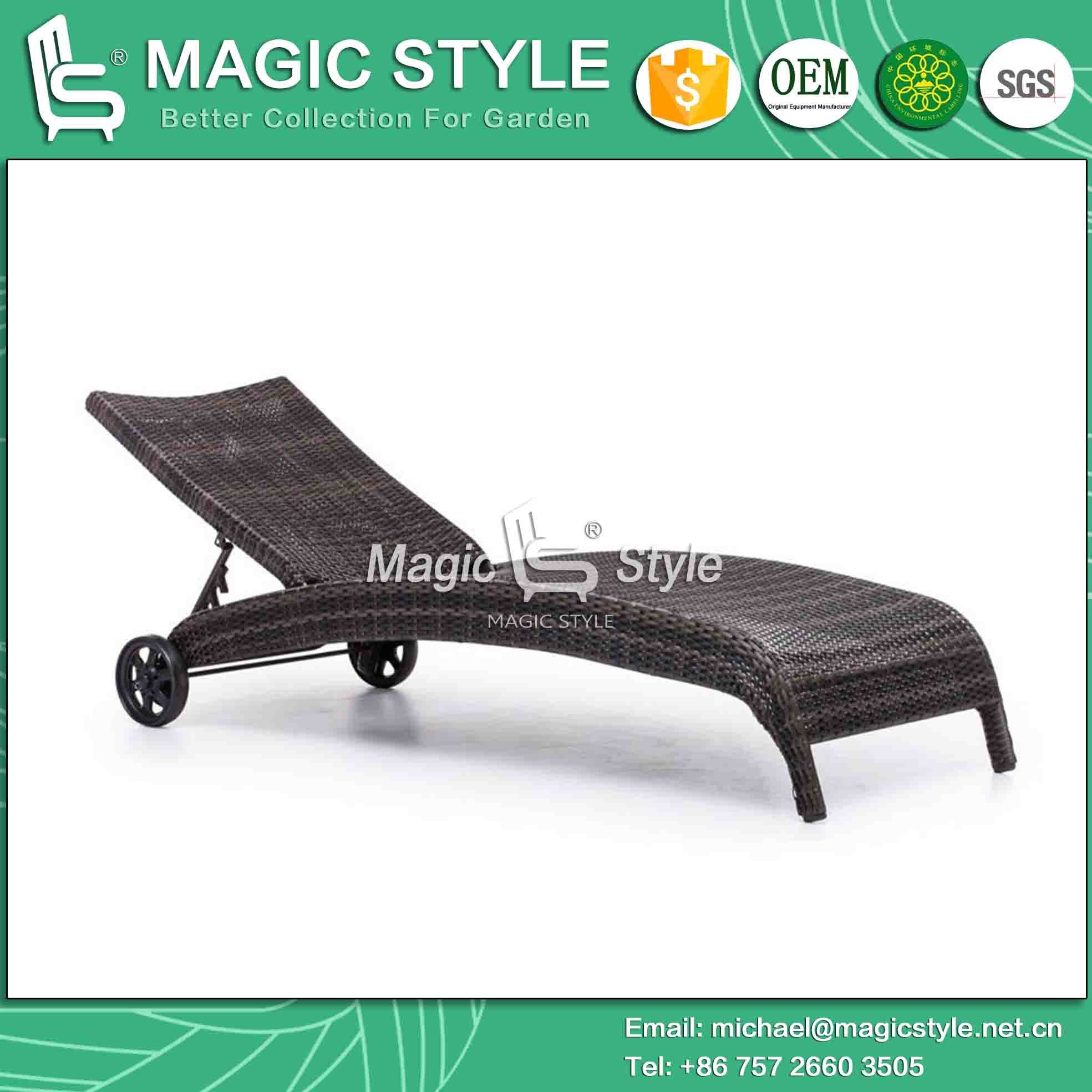 Rattan Loungers Wicker Loungers Beach Loungers New Design Daybed (Magic Style)