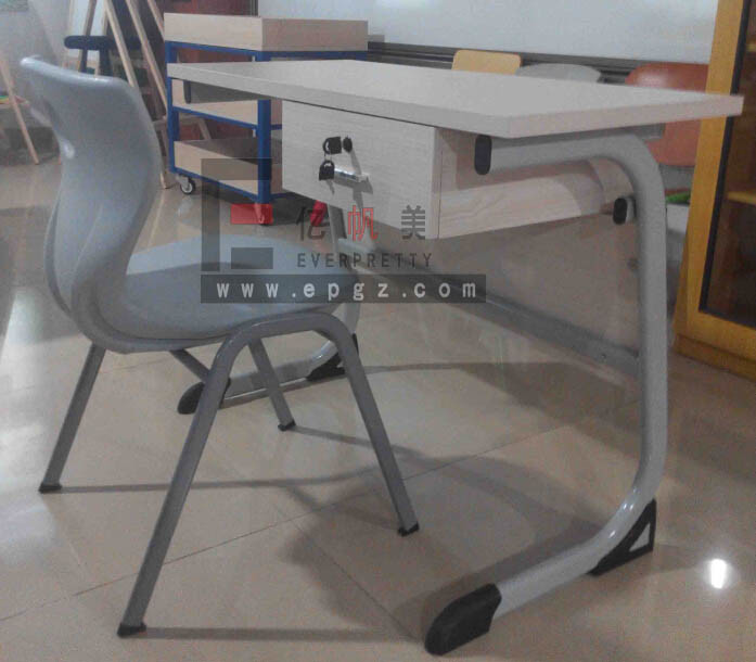 Children Wooden Single Werzalit Top Desk and Chair for Classroom