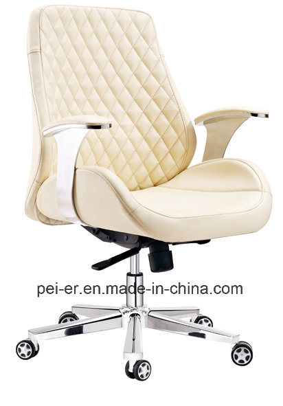 Chinese Wood Hotel Furniture Leather Arm Office Boss Chair (B2014-1)