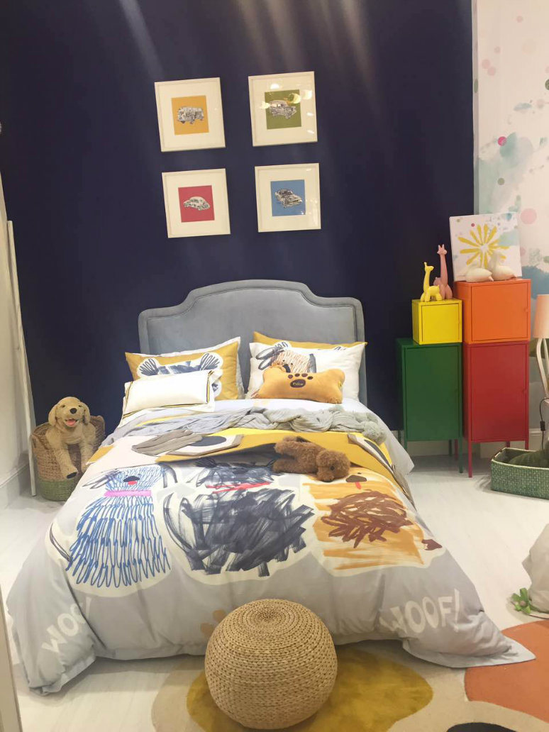 Modern Simple Kids Fabric Bed for Home
