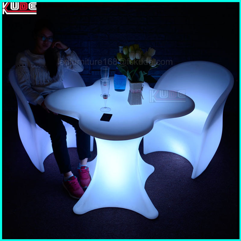 Outdoor LED Light Table and Chaircordless with Remote Control