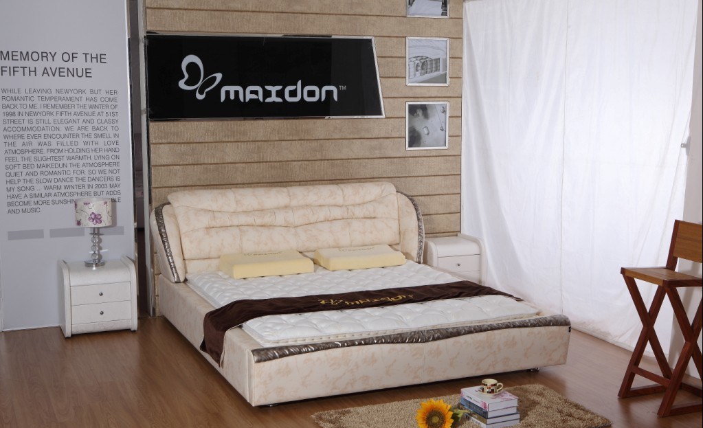 Leather Bed  (2801)