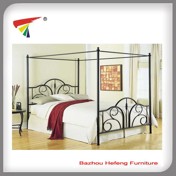 2015 High Quality Metal Queen Canopy Bed (HF040)