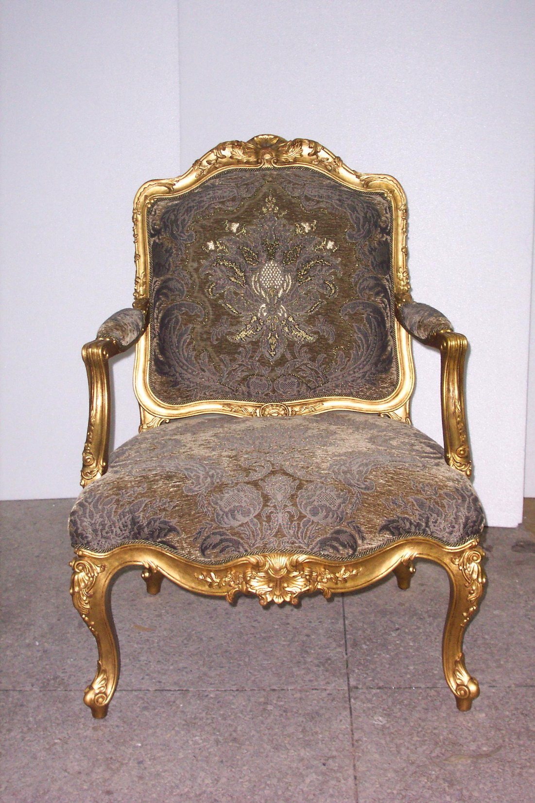 Luxury Carving Flower Chair/Goldleaf Carving Chair/Dining Chair/Restaurant Chair (GL-GL00123)