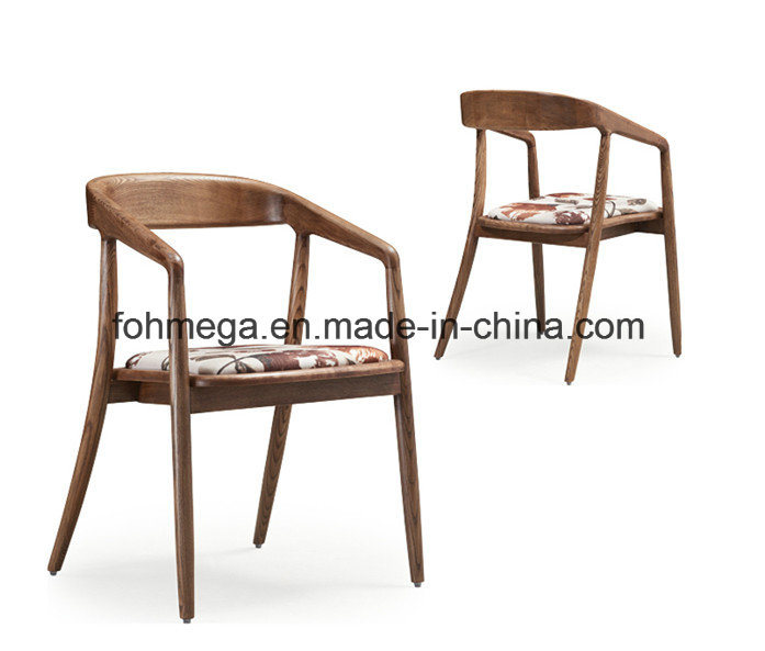 Qatar Market Wooden Hotel Chair for Dining (FOH-17R3)