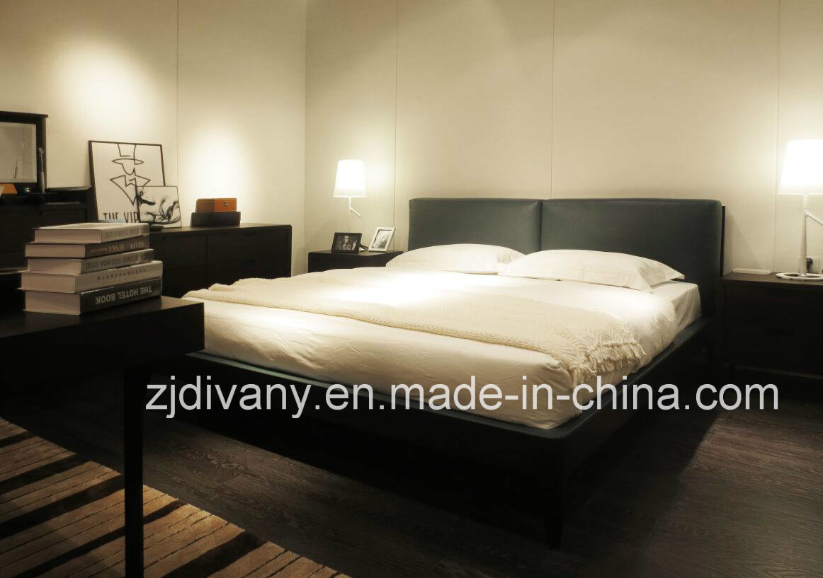 2015 Latest Modern Solid Wood Leather Bed (A-B40)