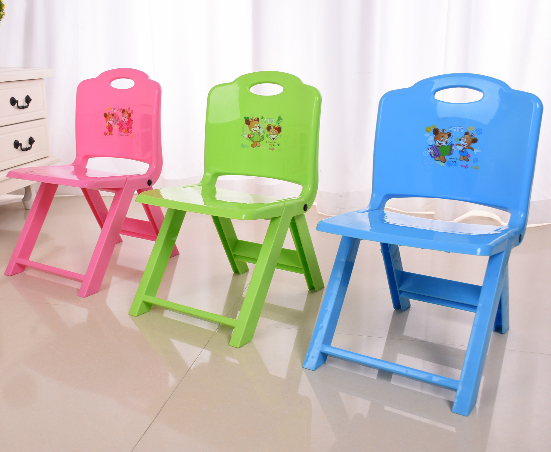 Outdoor Furniture Folding Colorful Children Plastic Chair with Cartoon Pattern