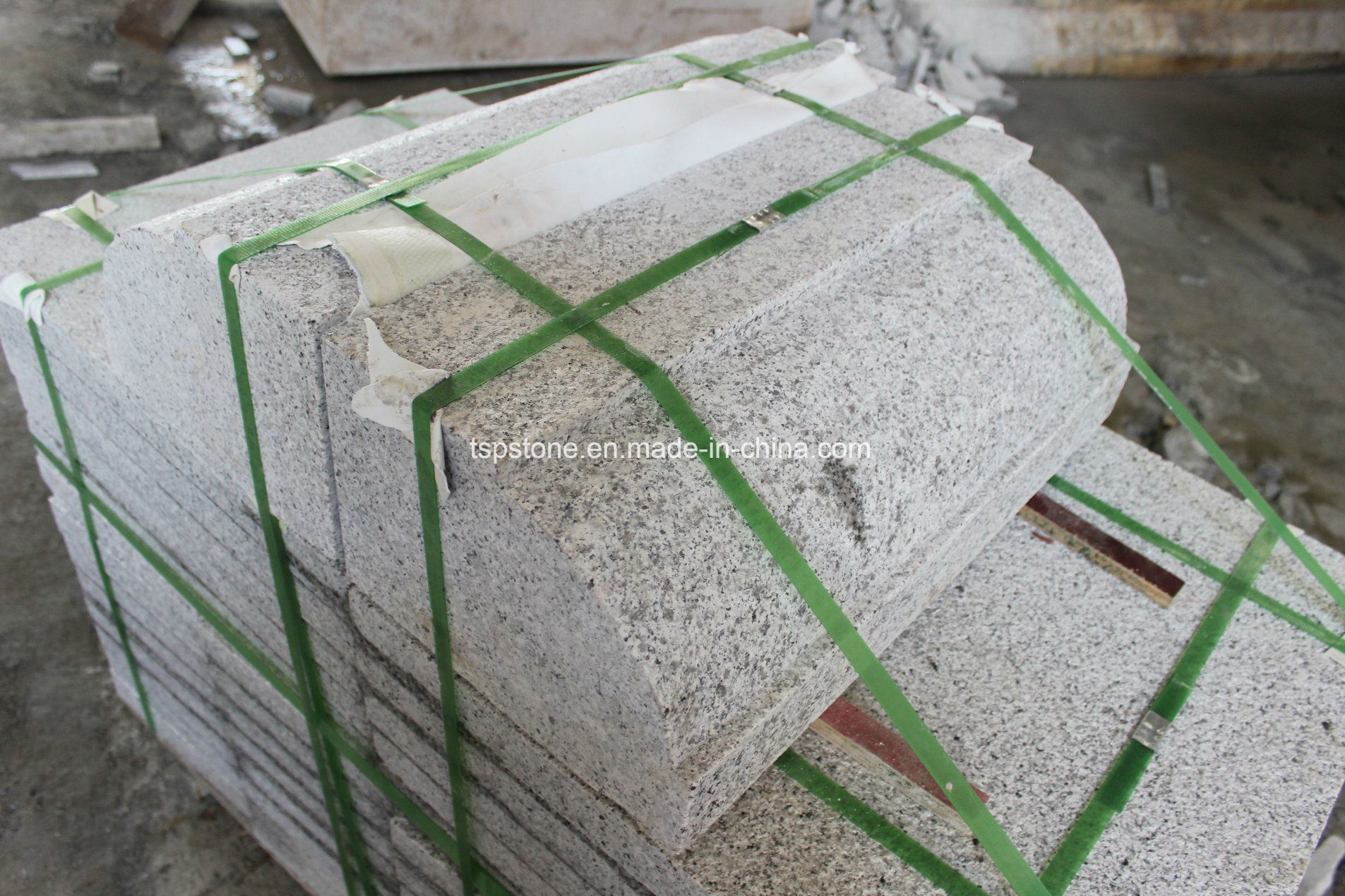 Cheap Ghinese Grey Granite Kerbstone for Landscaping