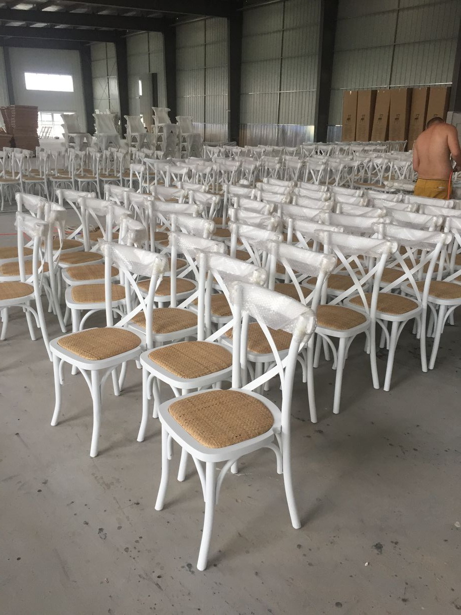 Stacking Design Solid Wood X Back Chair for Event Used (CGW1609)
