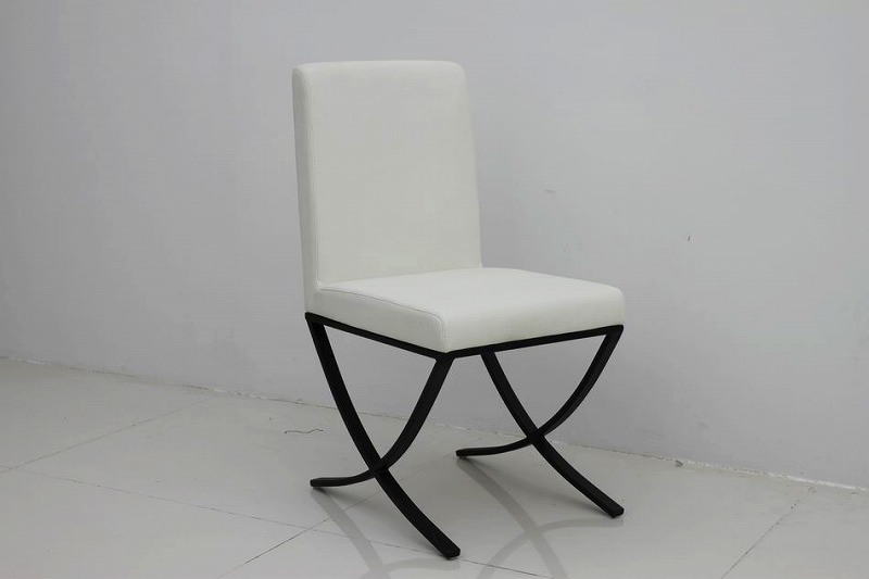 Fashion Design Wood Dining Chair with Soft Mat (CY-131)