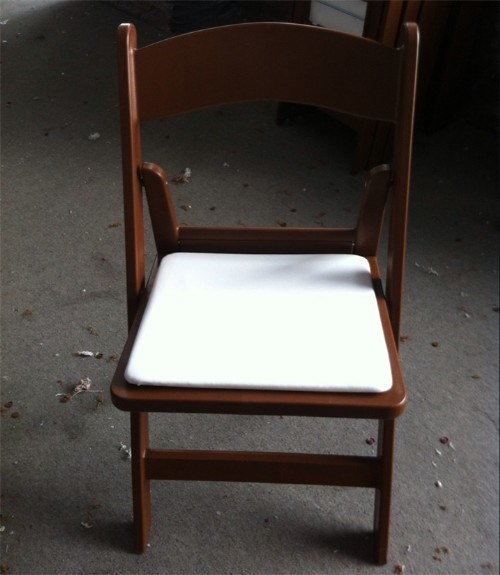 Brown Padded Garden Plastic Chair for Wedding Events