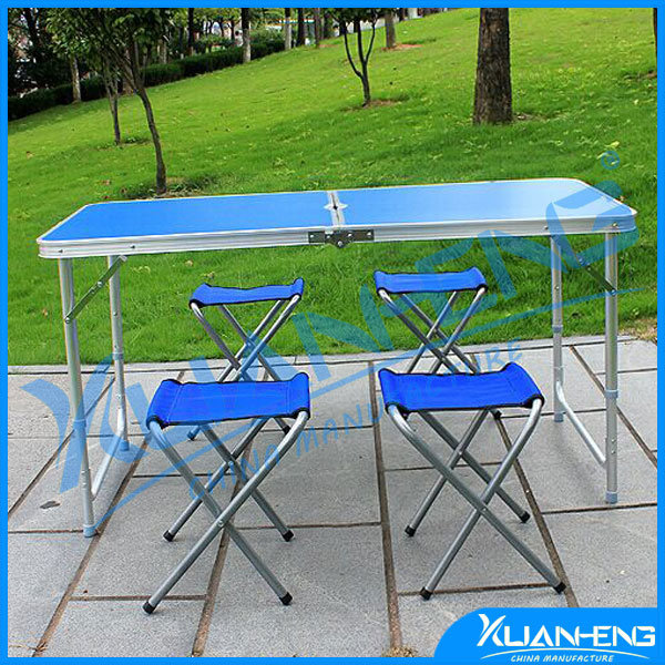 Outdoor Fashion Design Camping Folding Table and Chairs Set