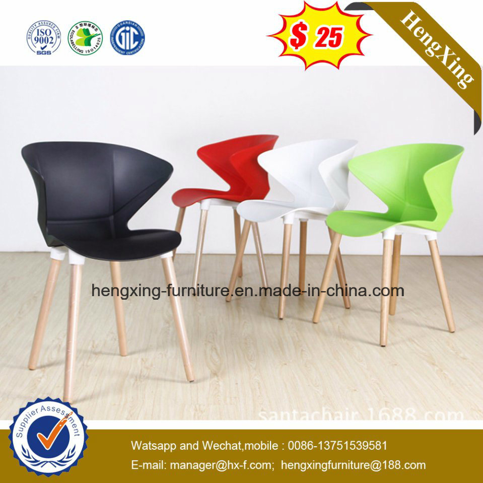 Cheap PP Plastic Chair Replica Chair with Solid Wood Legs Modern Plastic Dining Chair (hx-5CH141)