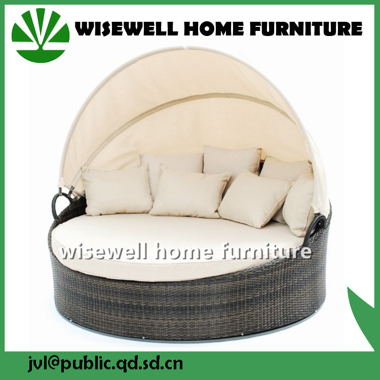 Rattan Daybed Furniture Set with Canopy (WXH-052)