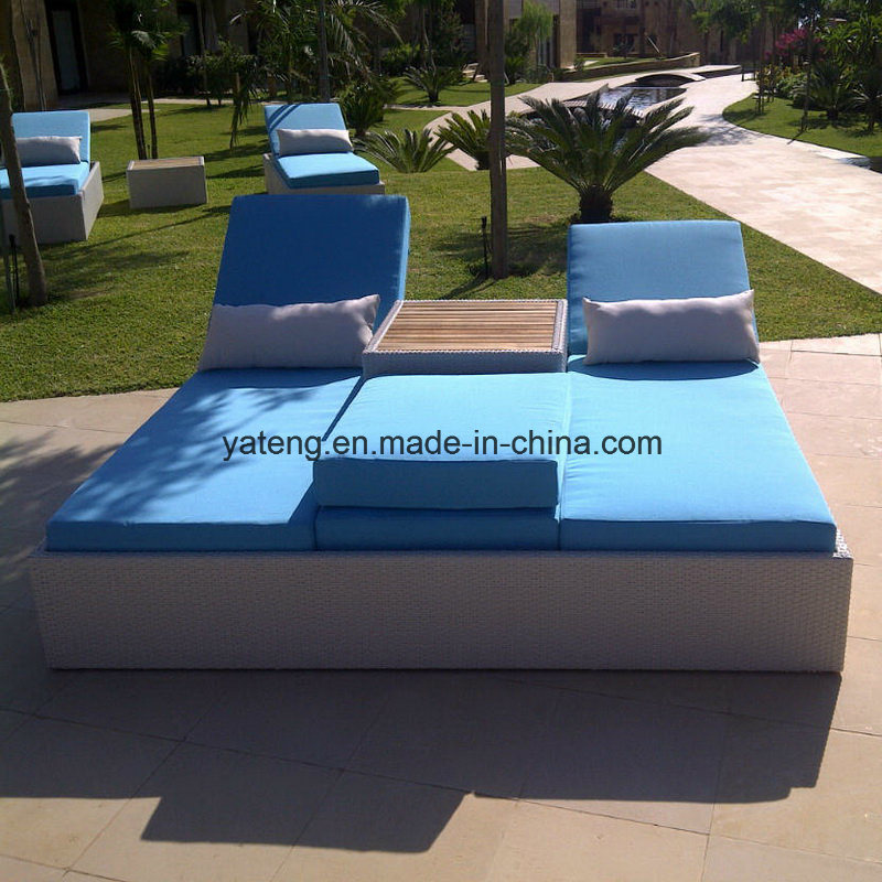 New Design Garden Rattan Outdoor Furniture Double Sun Bed Chaise Lounger (YTF552)