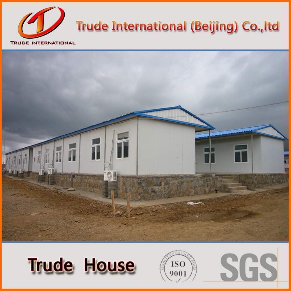 Low Cost Prefabricated/Mobile/Modular Building/Prefab Color Steel Sandwich Panels Fast Installation Houses