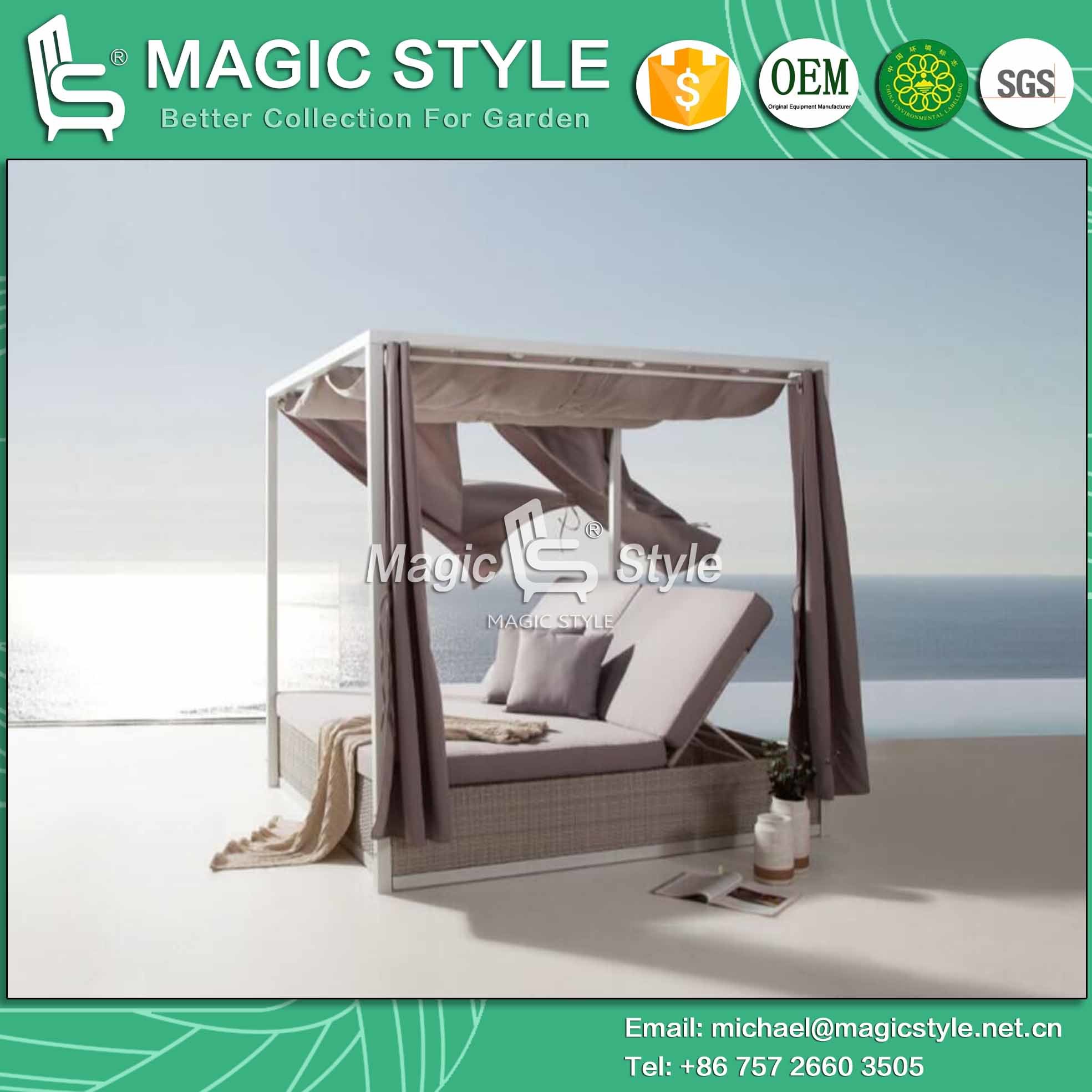 Outdoor Wicker Daybed with Cushion Patio Weaving Sunbed with Curtains Garden Rattan Sunbed Modern Wicker Daybed Pool Sunbed