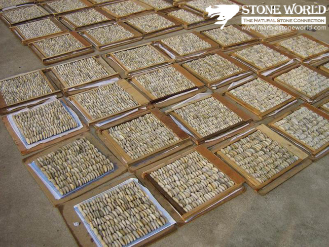 Natural Yellow Pebble Stone on Mesh Tile for Wall Decoration