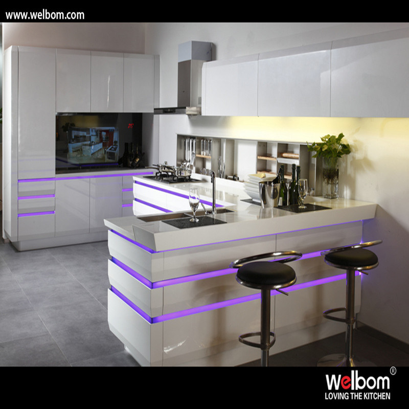 Welbom High Gloss Modern Baked Paint Kitchen Cabinets