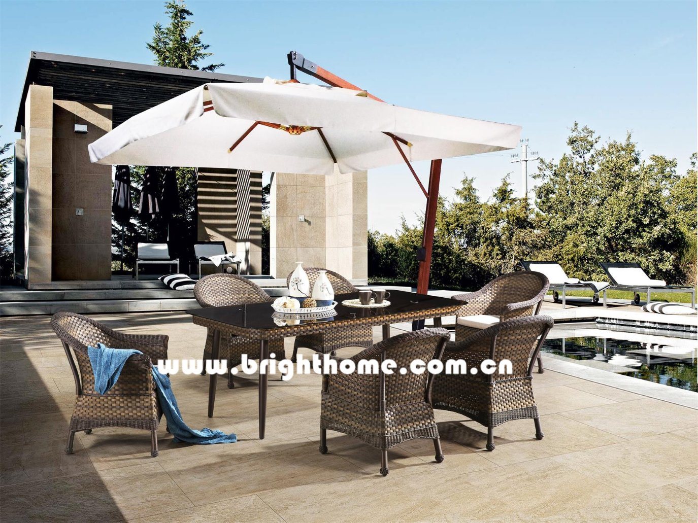 Hot Sale Garden Wicker Outdoor Chair and Table Furniture