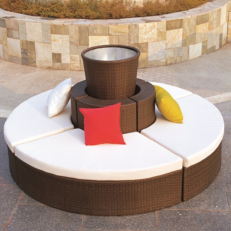 Outdoor Rattan Garden Furniture Set Round Sofa with Flower Pot (TG-JW07)