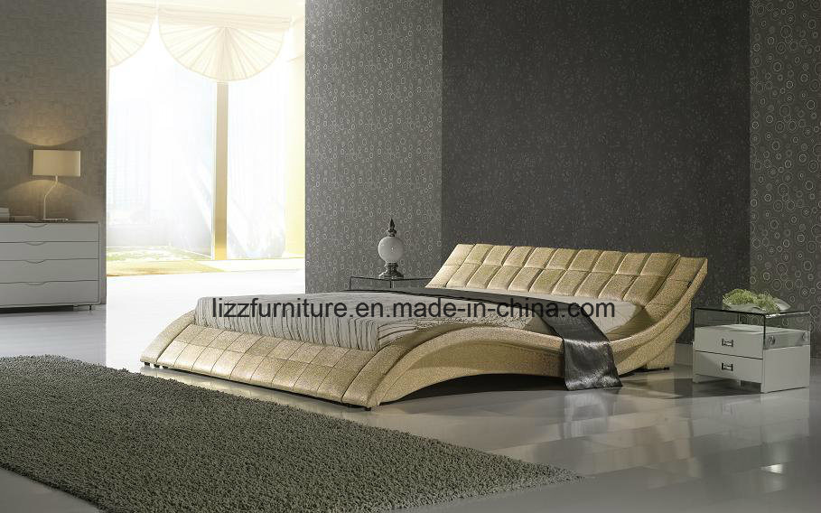 Stylish Bedroom Set King Size Leather Wooden Bed