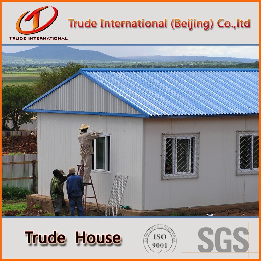 Prefabricated/Mobile/Modular Building/Prefab Color Steel Sandwich Panels Low Cost Family House