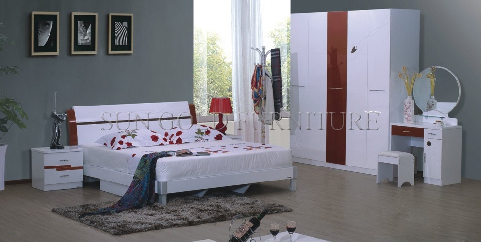 Modern High Gloss Antique White Bedroom Sets (SZ-BF077)
