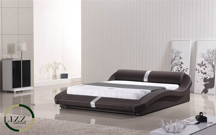 European Style Furniture Leather Bed with Nigh Stand