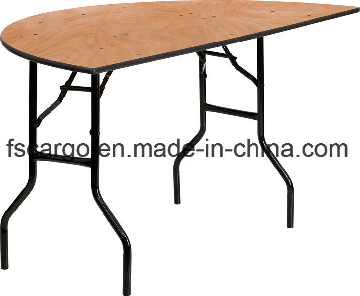 60'' Half-Round Wood Folding Banquet Table (CGT1623)