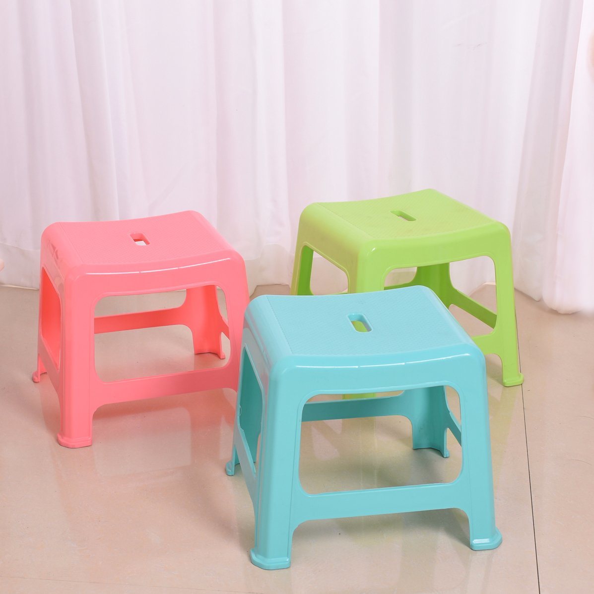 Comfortable Abrasive Surface Square Home Furniture Small Plastic Stool for Kids