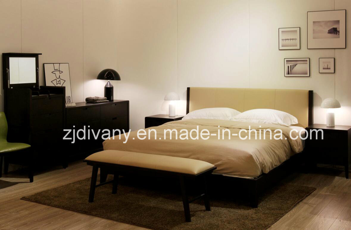 Modern Furniture Wooden Leather Bed (A-B37)