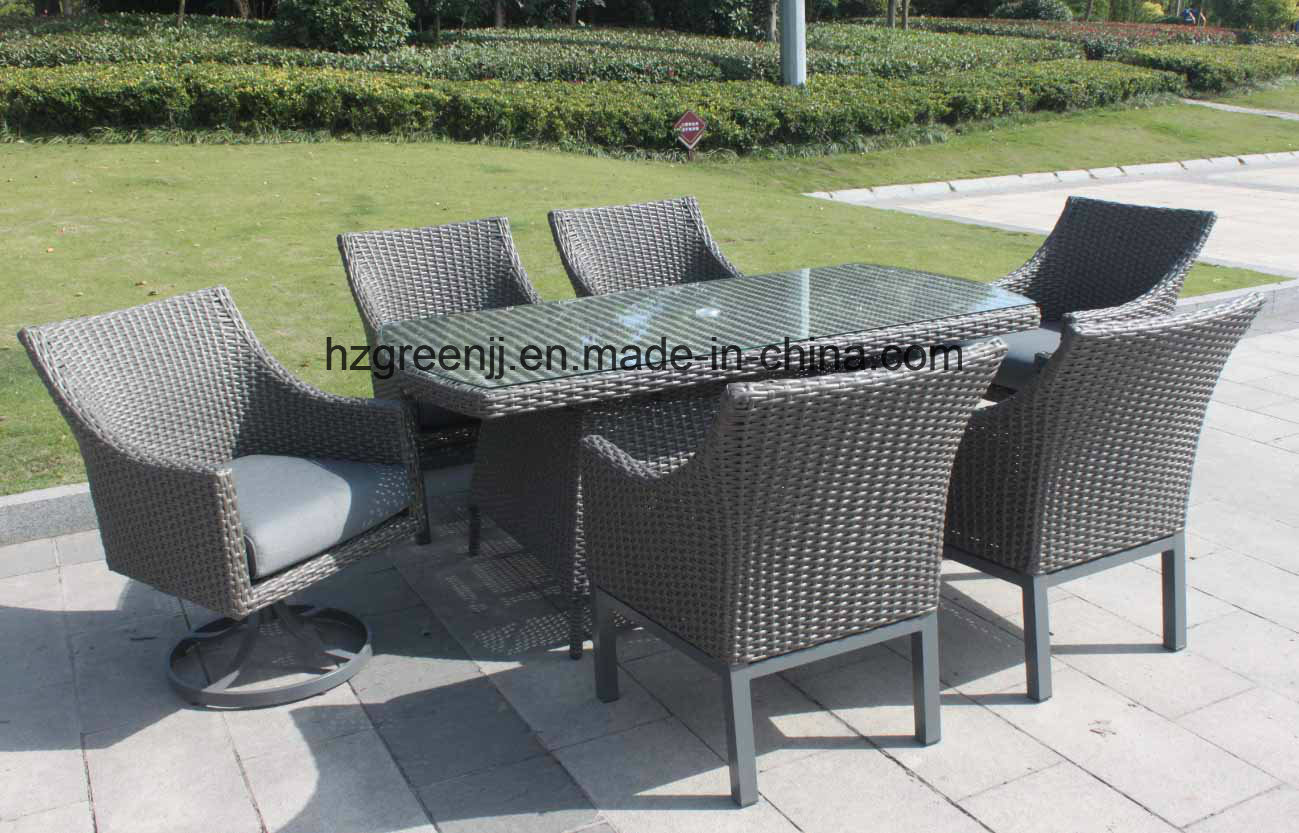 0040 10mm Half Moon Curve Flat Wicker Furniture with Thickness Seat Cushion