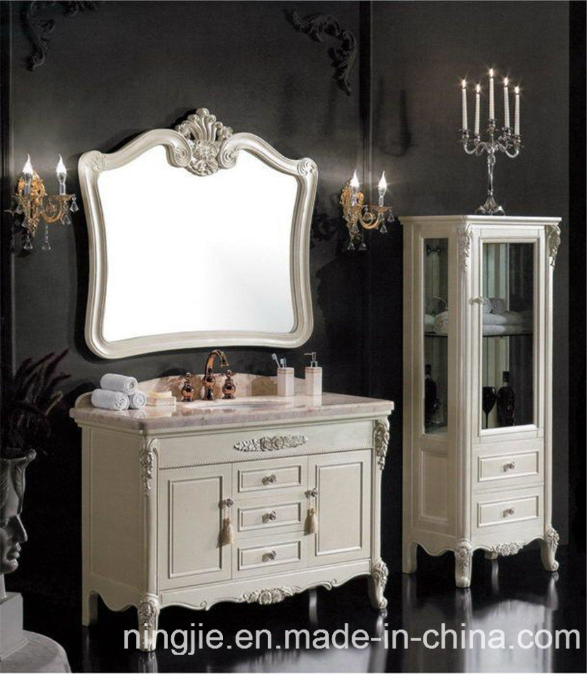 Luxury Style Wooden Bathroom Cabinet (ADS-608)