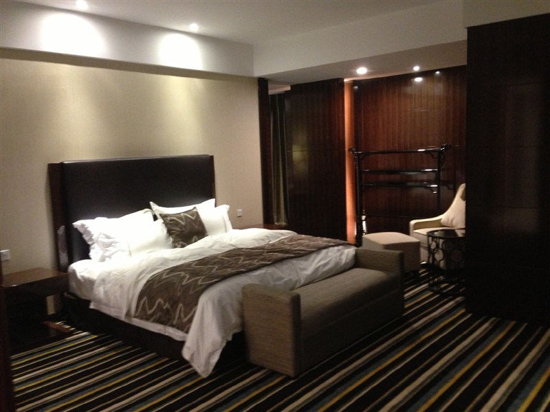 Hotel Bedroom Furniture/Luxury King Size Bedroom Furniture/Standard Hotel King Size Bedroom Suite/King Size Hospitality Guest Room Furniture (NCHB-GL003)