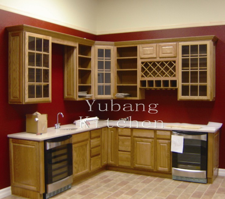 Customized Solid Wood Traditional Kitchen Cabinet #160