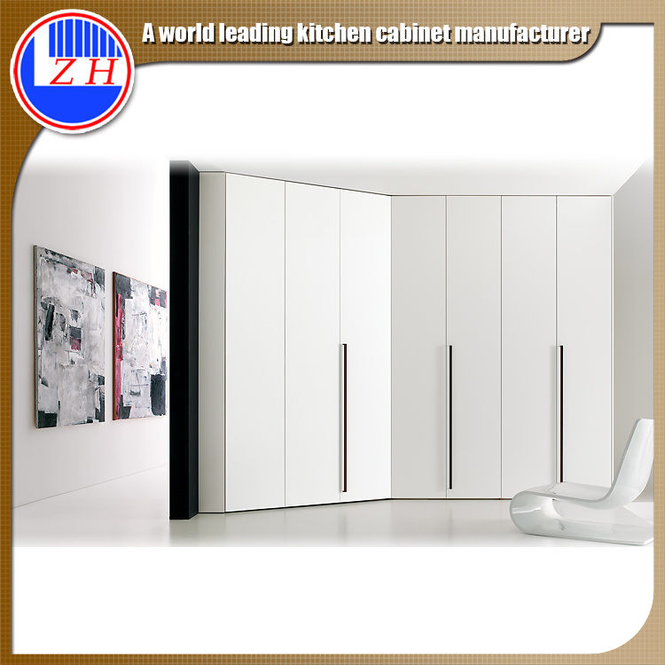 Glossy White Wooden Wardrobe for Hotel Furniture (customzied)