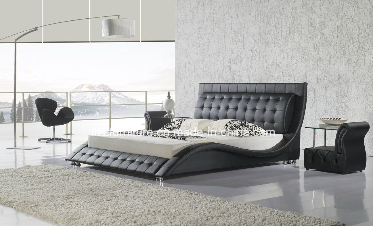 Chesterfield Modern Italy Leather Bed Set Curved Bed