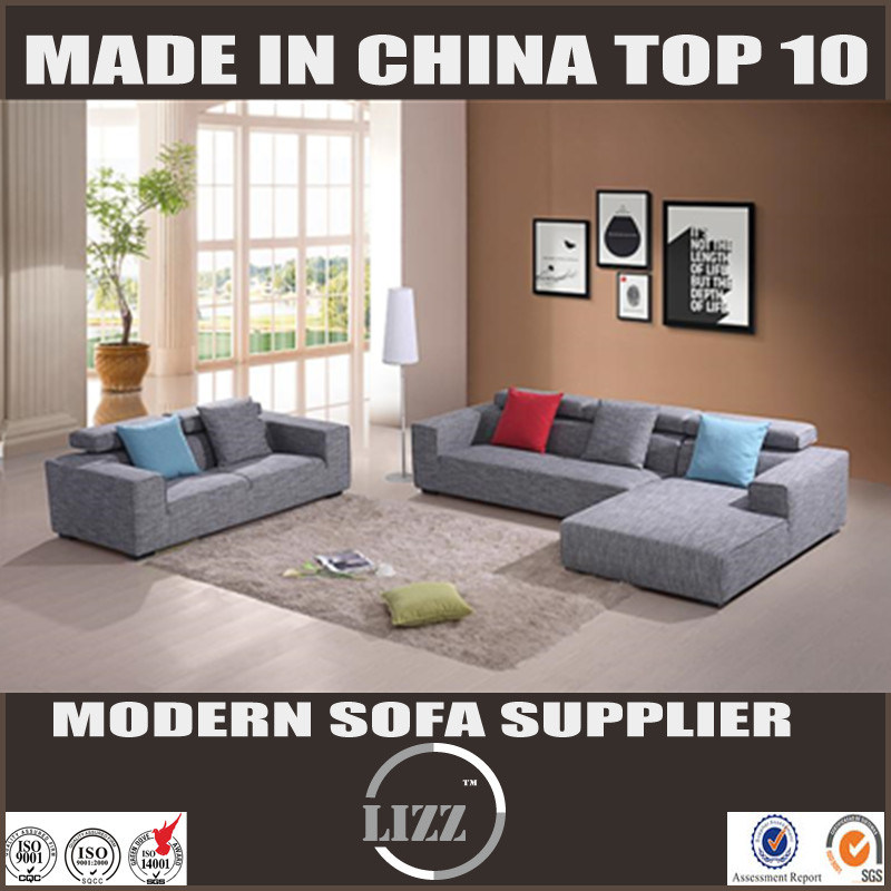 Contemporary Style Sectional Fabric Sofa (Italy)